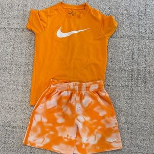 Nike Kids Matching Set in Orange and White